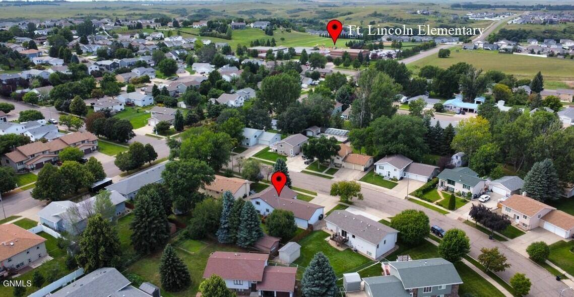 1904 10th Avenue SE, Mandan, ND 58554