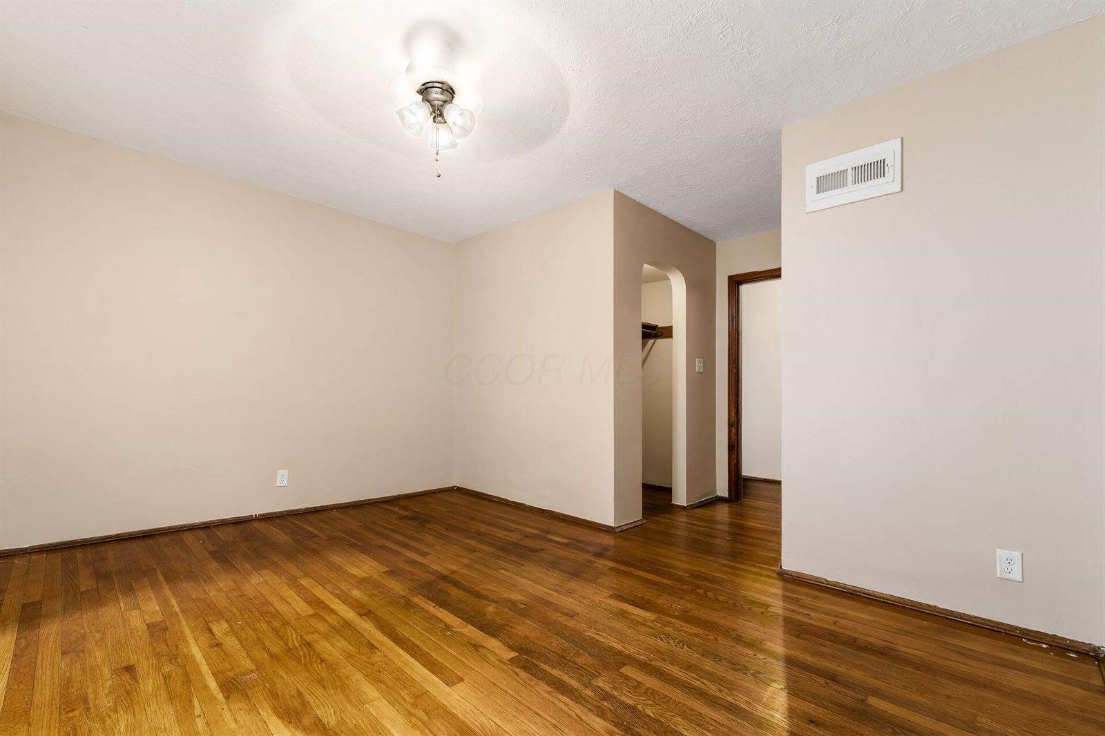 238-240 Miller Avenue, Columbus, OH 43205