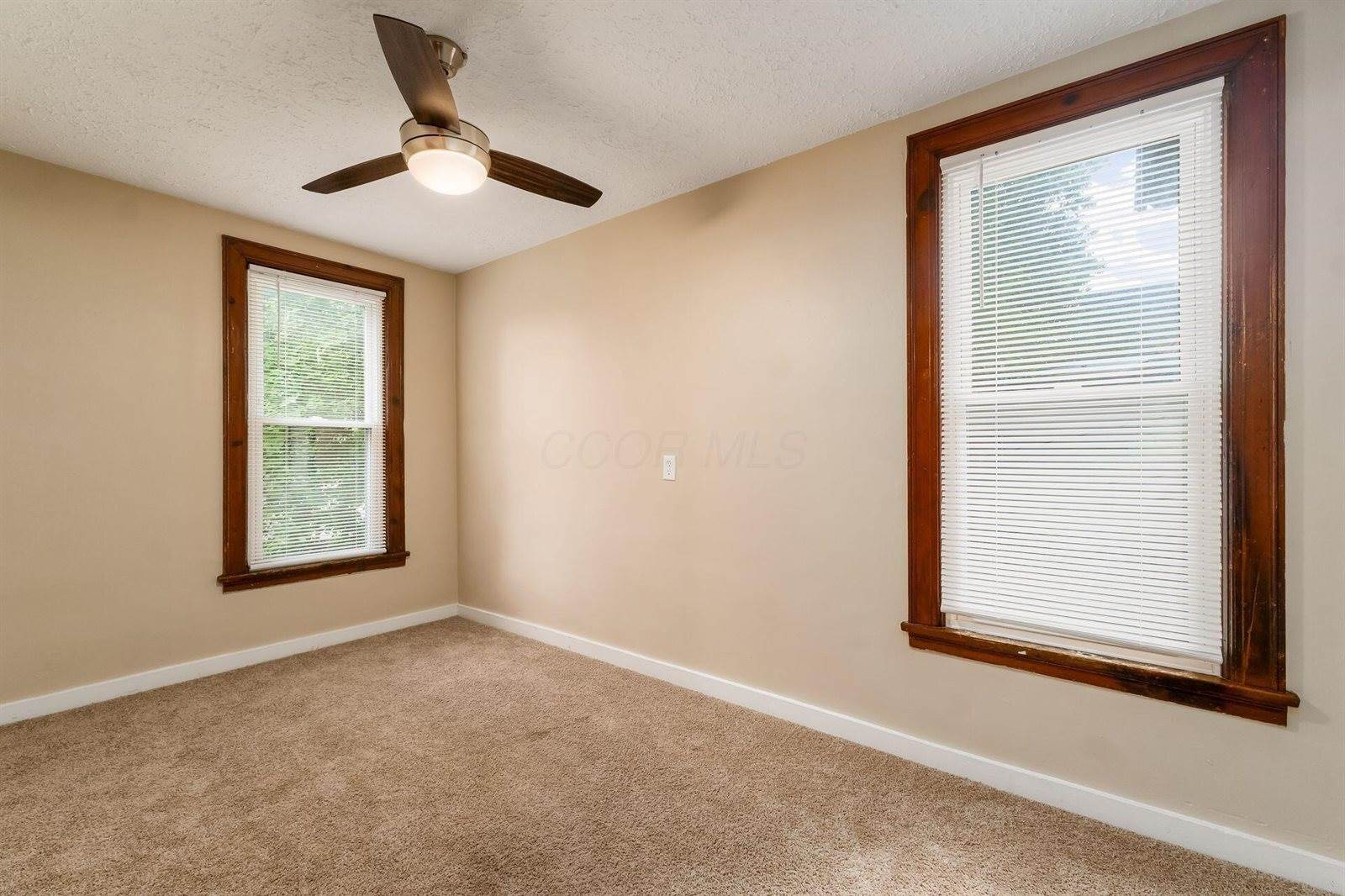 238-240 Miller Avenue, Columbus, OH 43205