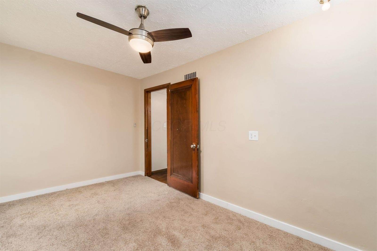 238-240 Miller Avenue, Columbus, OH 43205