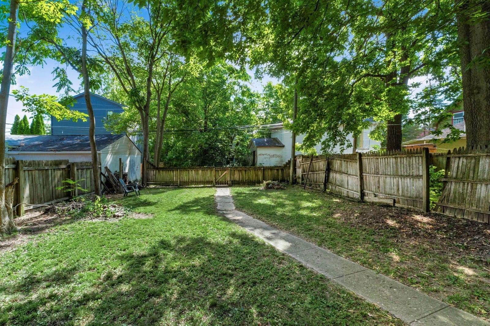 238-240 Miller Avenue, Columbus, OH 43205