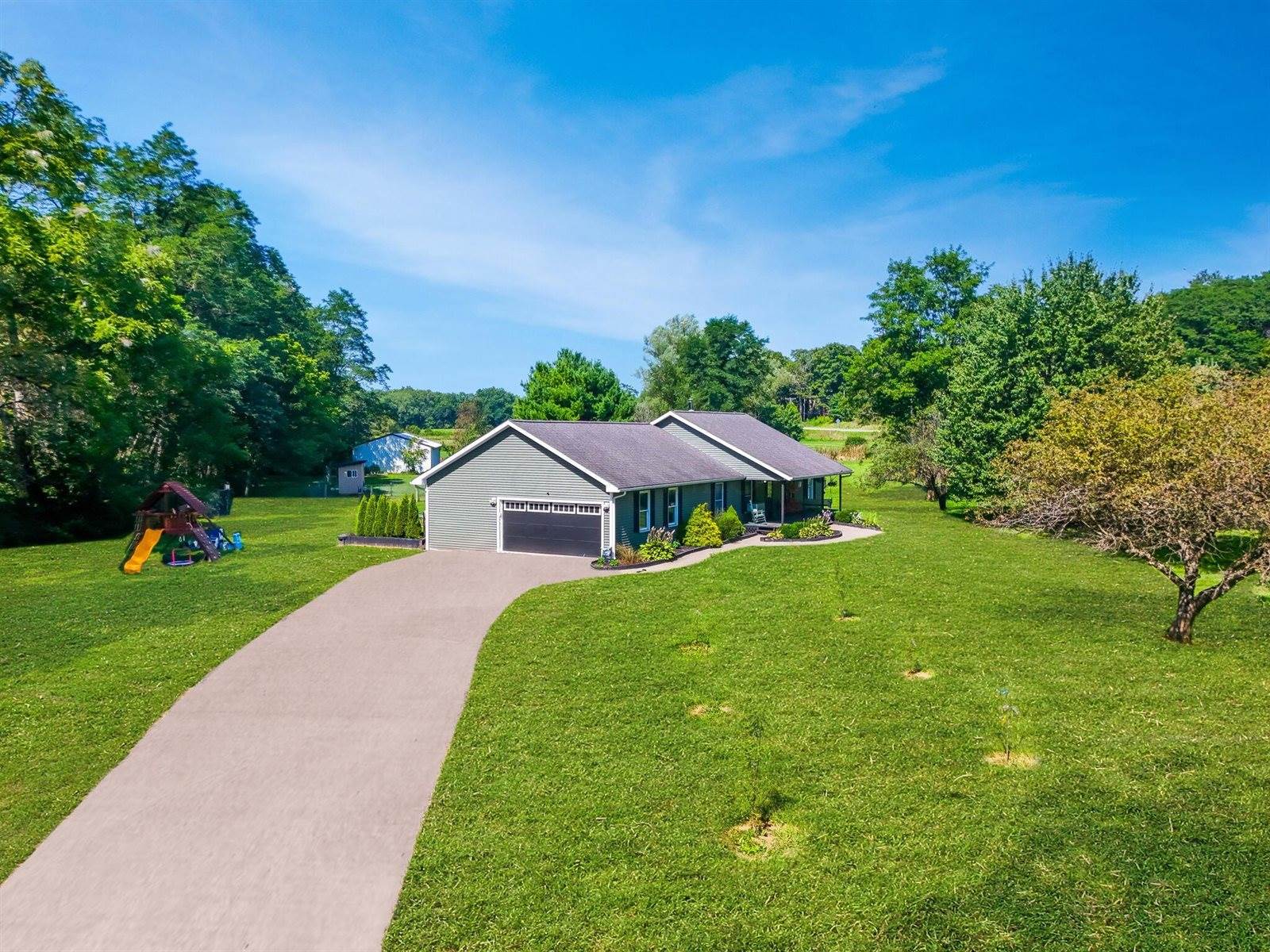 7559 Tucker Road, Centerburg, OH 43011