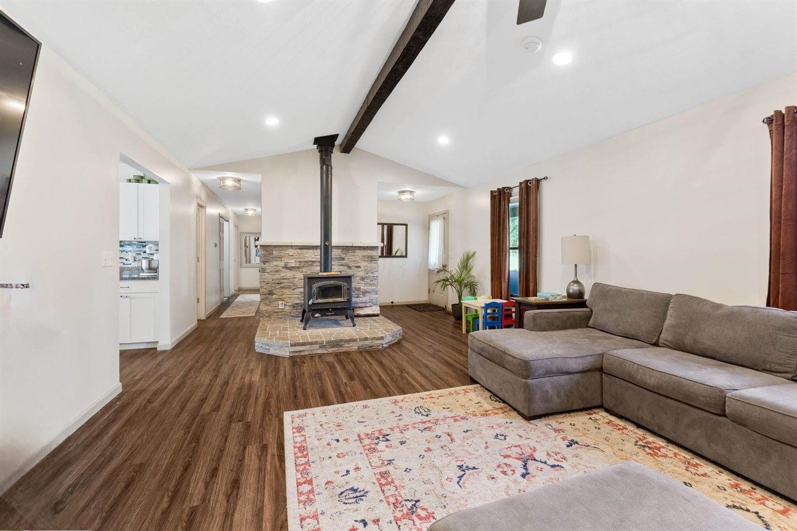 7559 Tucker Road, Centerburg, OH 43011