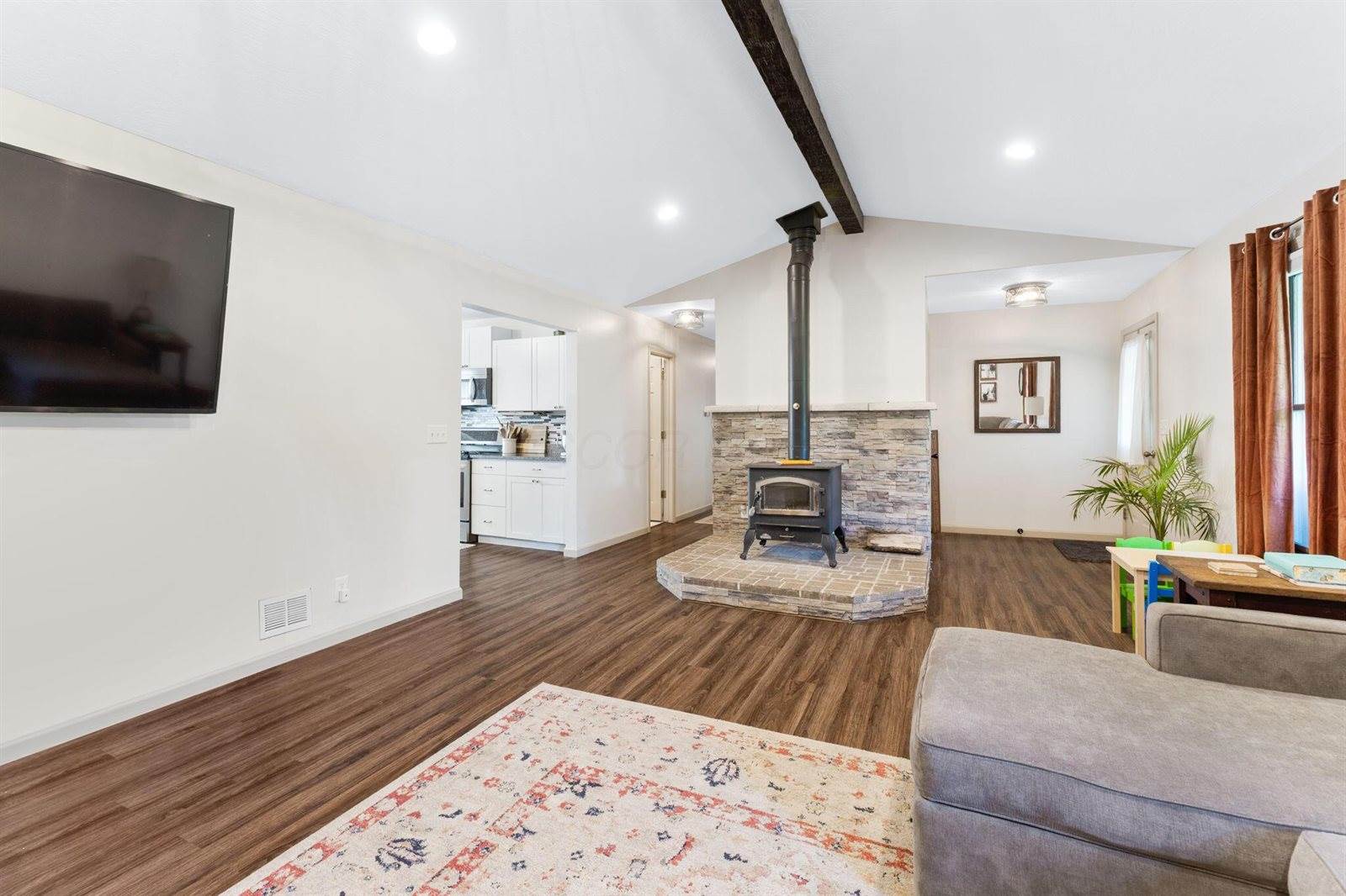 7559 Tucker Road, Centerburg, OH 43011