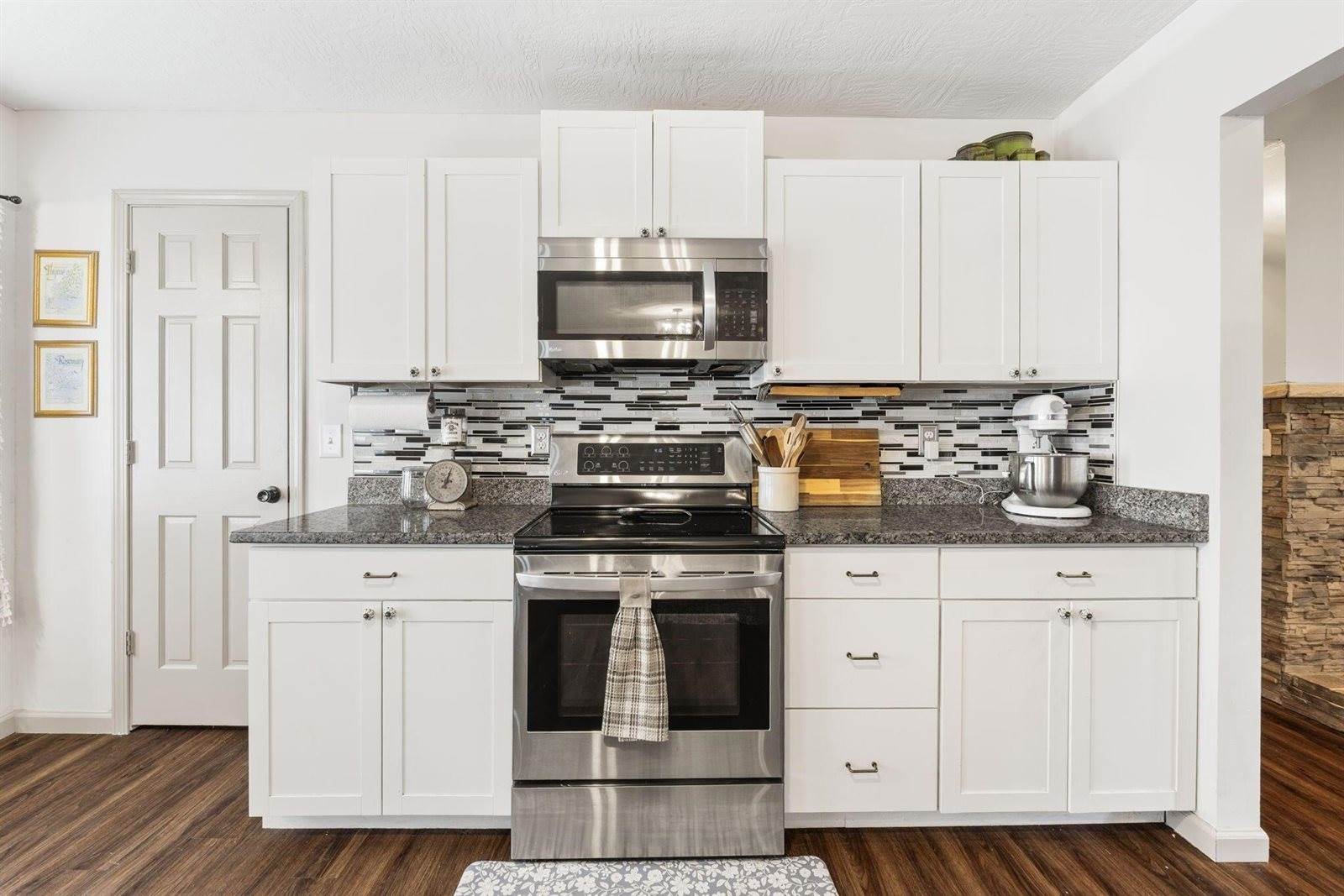 7559 Tucker Road, Centerburg, OH 43011