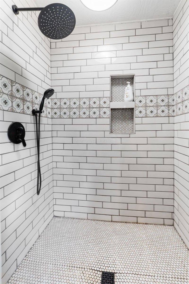 7559 Tucker Road, Centerburg, OH 43011