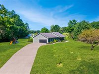 7559 Tucker Road, Centerburg, OH 43011