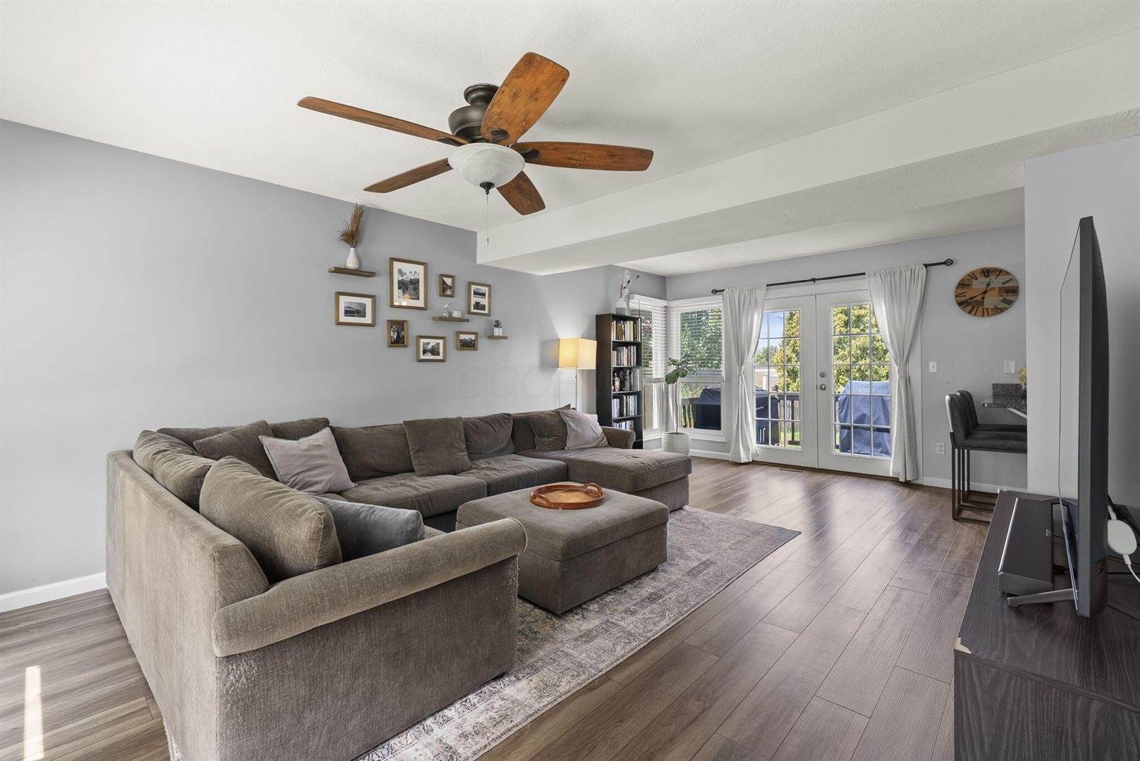 5458 Gillette Avenue, Hilliard, OH 43026