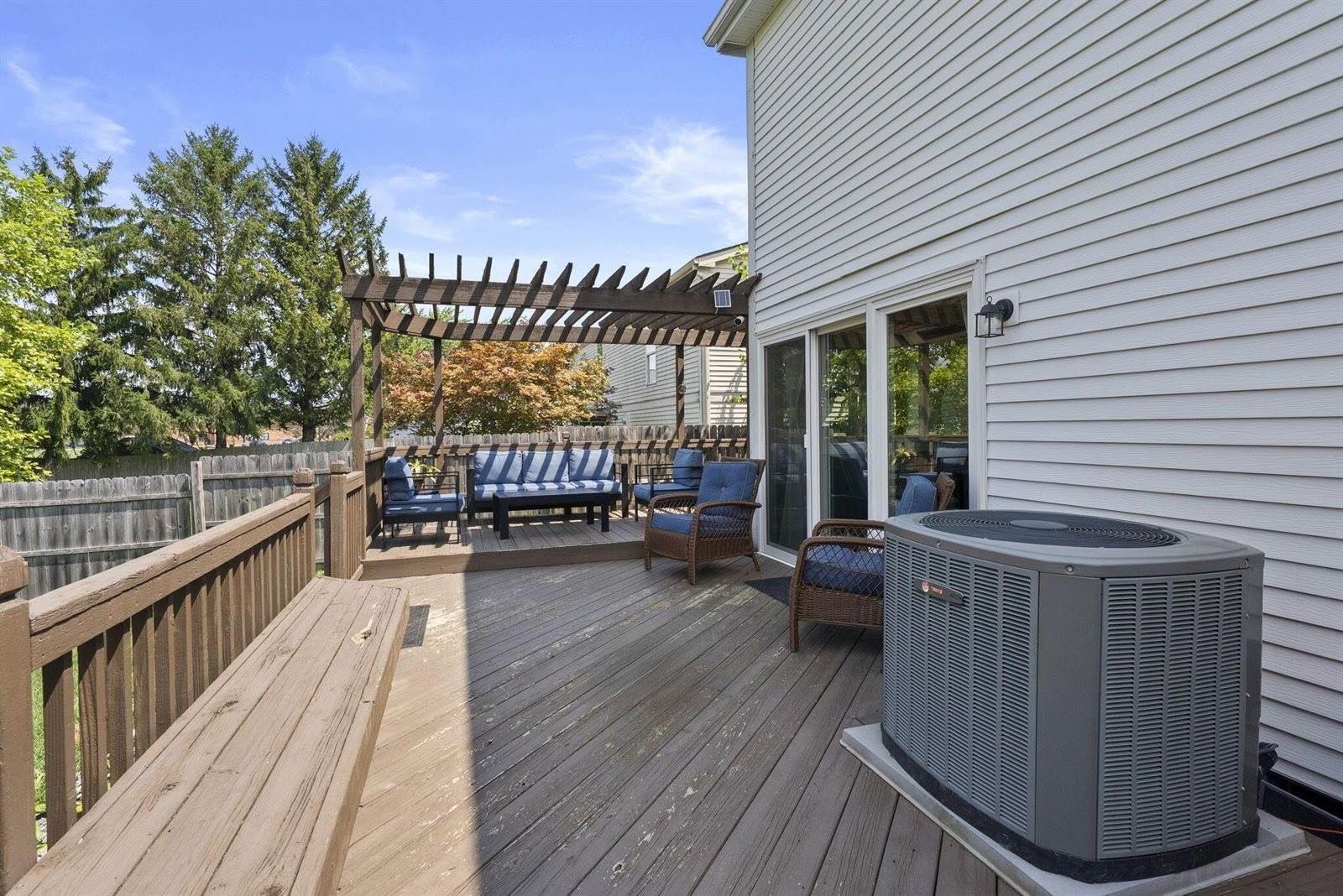 5458 Gillette Avenue, Hilliard, OH 43026