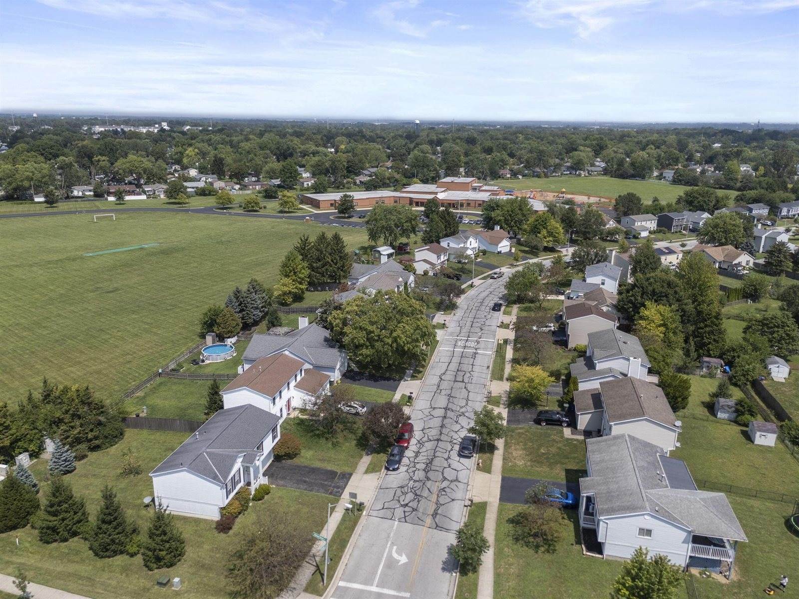 5458 Gillette Avenue, Hilliard, OH 43026