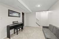 5458 Gillette Avenue, Hilliard, OH 43026