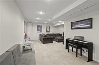 5458 Gillette Avenue, Hilliard, OH 43026