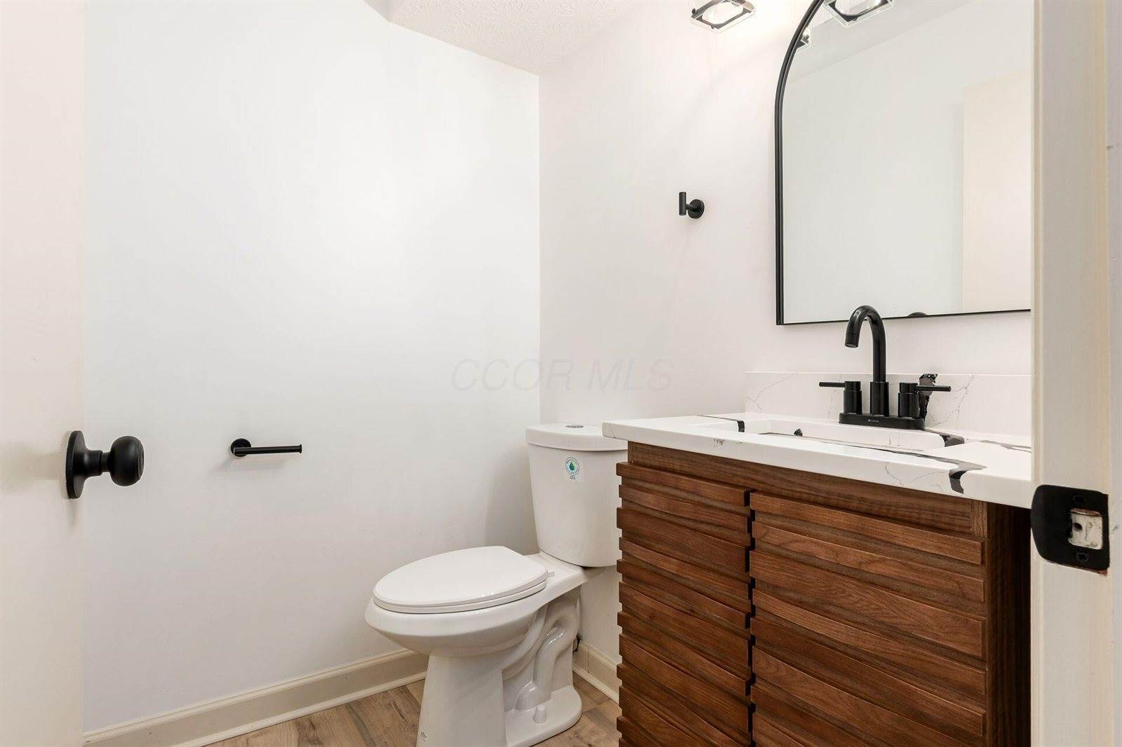 1466 Weybridge Road, Columbus, OH 43220