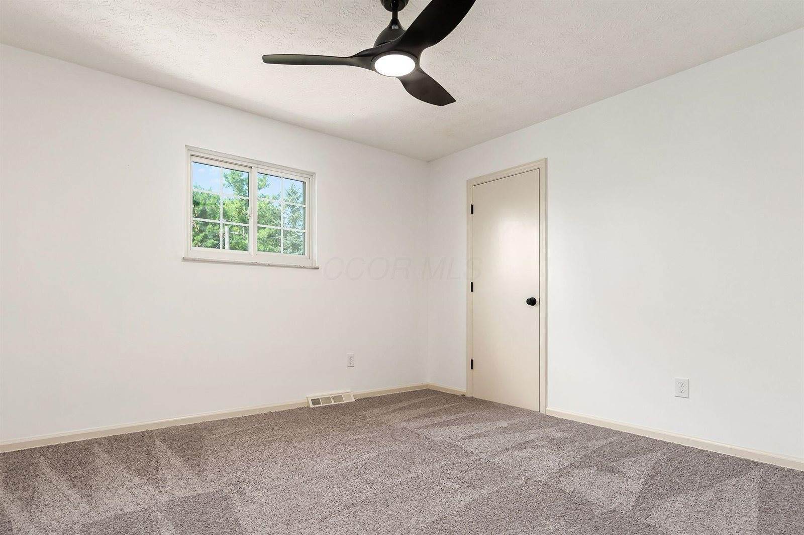 1466 Weybridge Road, Columbus, OH 43220