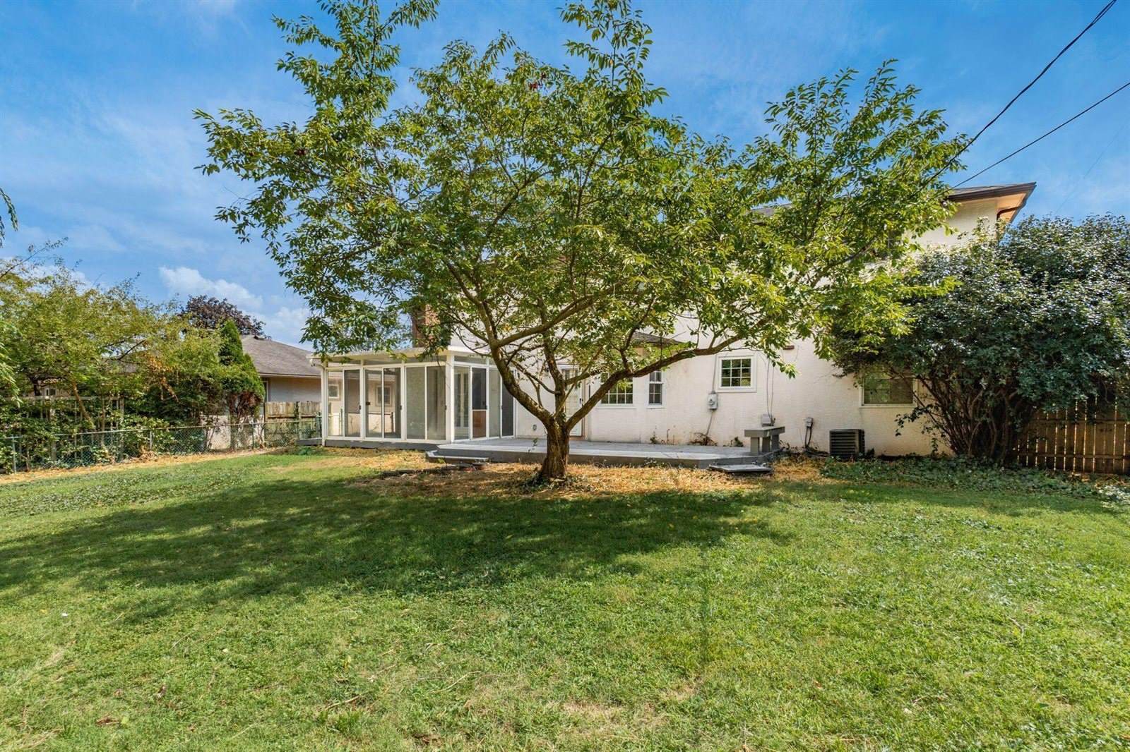 1466 Weybridge Road, Columbus, OH 43220