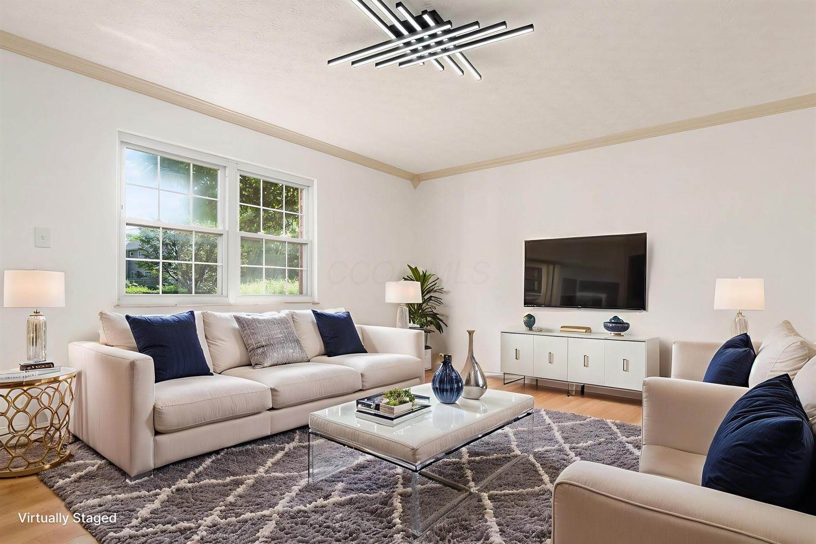 1466 Weybridge Road, Columbus, OH 43220