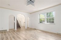 1466 Weybridge Road, Columbus, OH 43220