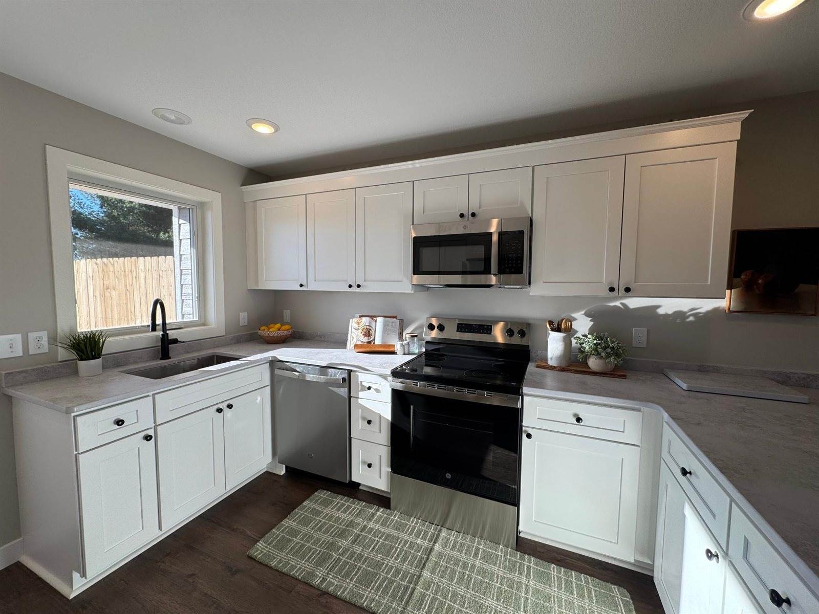 4450 East Moose Horn Drive, Moose Lake, MN 55767