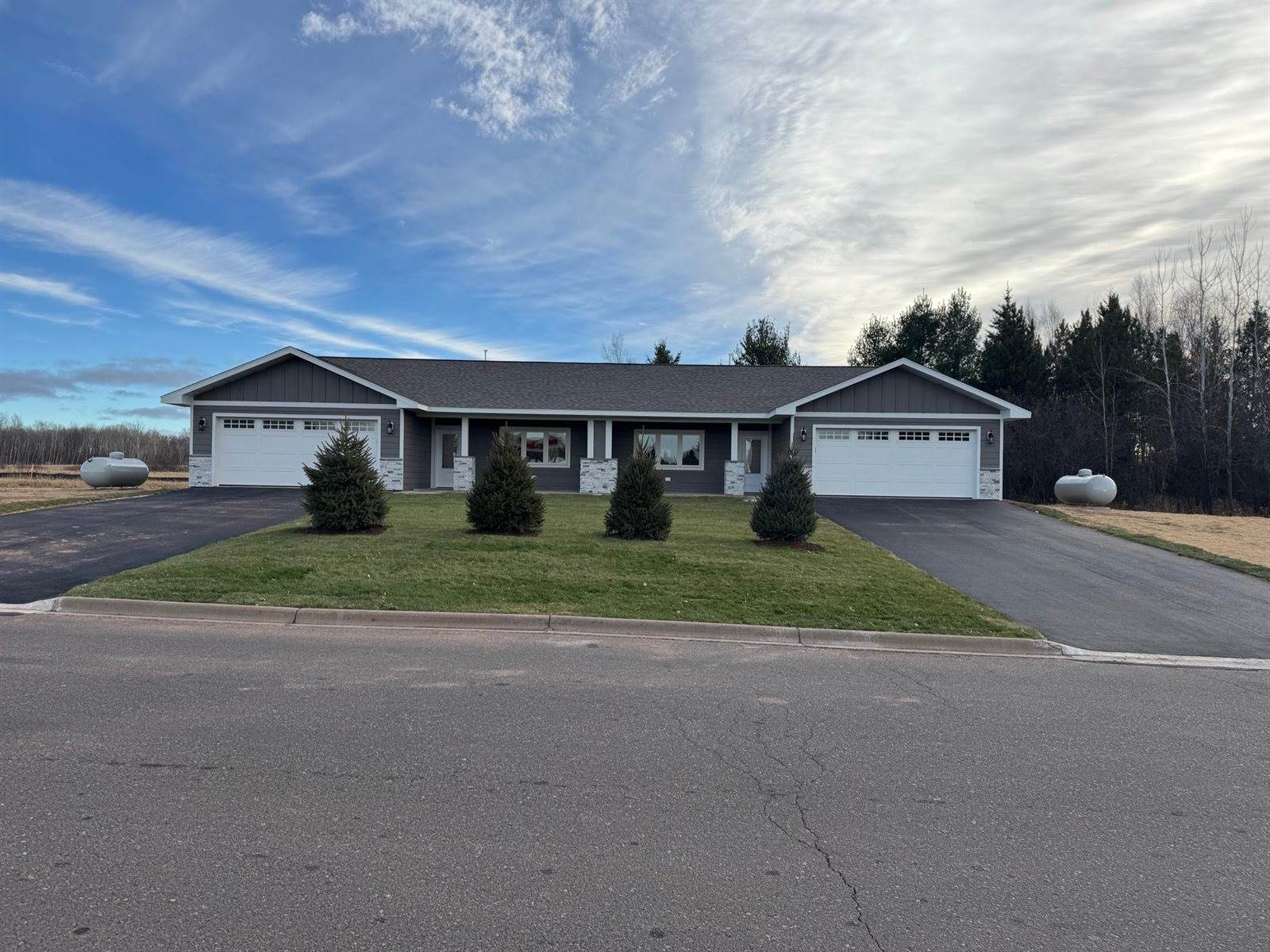 4450 East Moose Horn Drive, Moose Lake, MN 55767