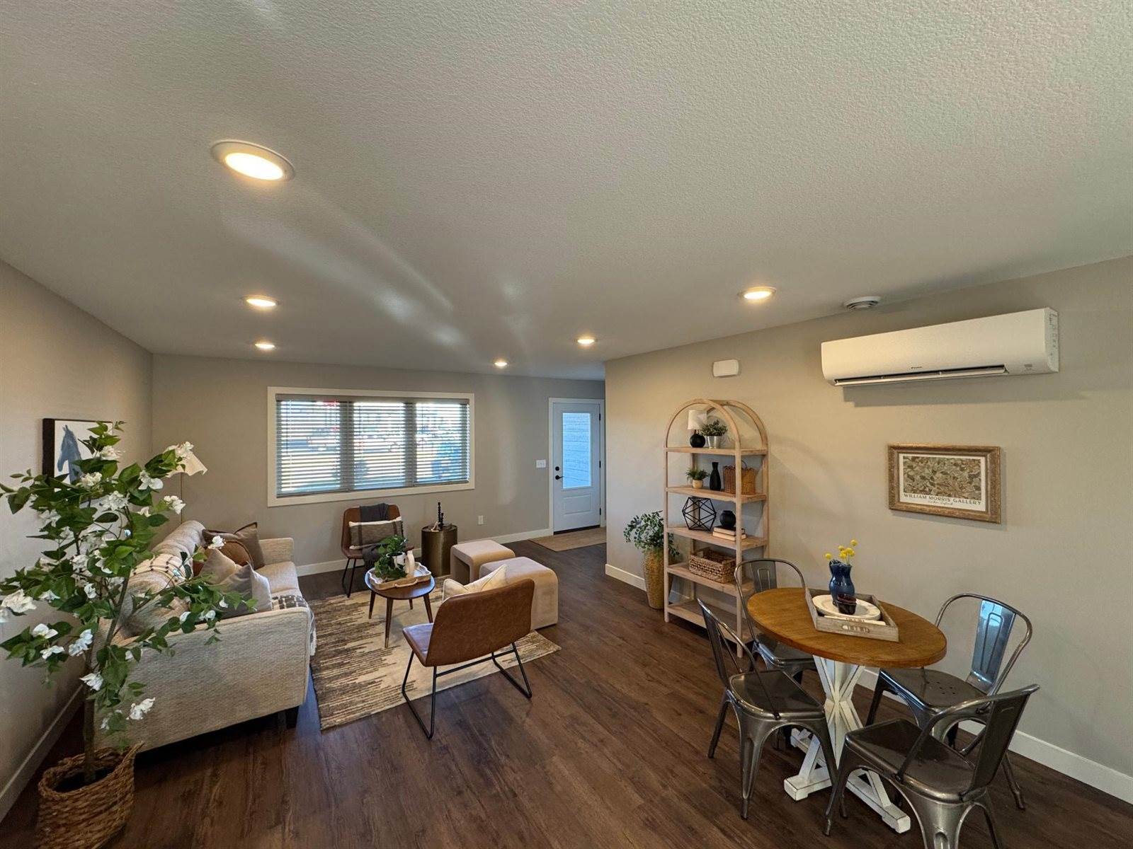 4450 East Moose Horn Drive, Moose Lake, MN 55767