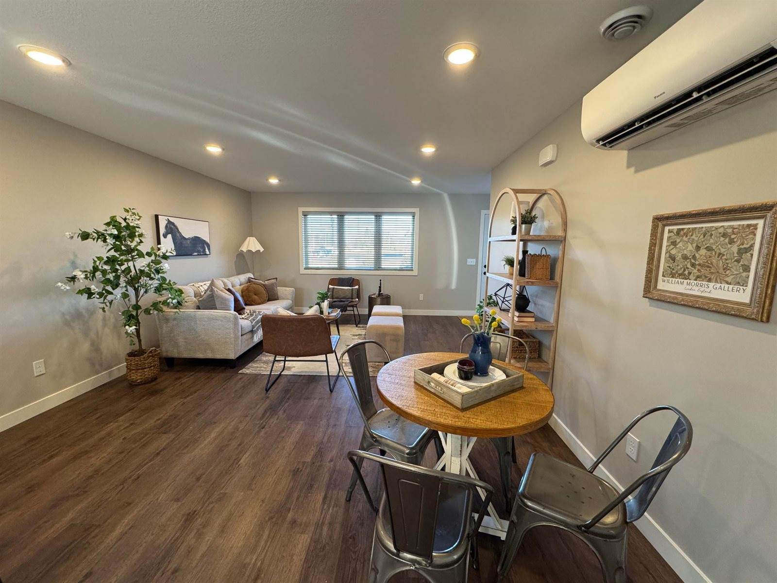 4450 East Moose Horn Drive, Moose Lake, MN 55767