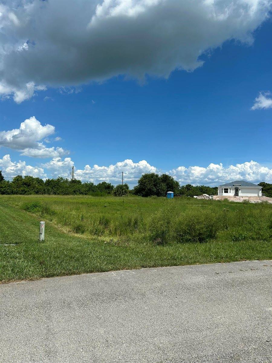 694 SW 86th Terrace, Okeechobee, FL 34974