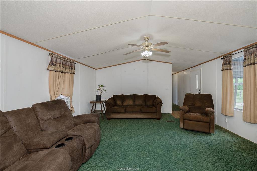 9142 Panther Creek Road, Iola, TX 77861