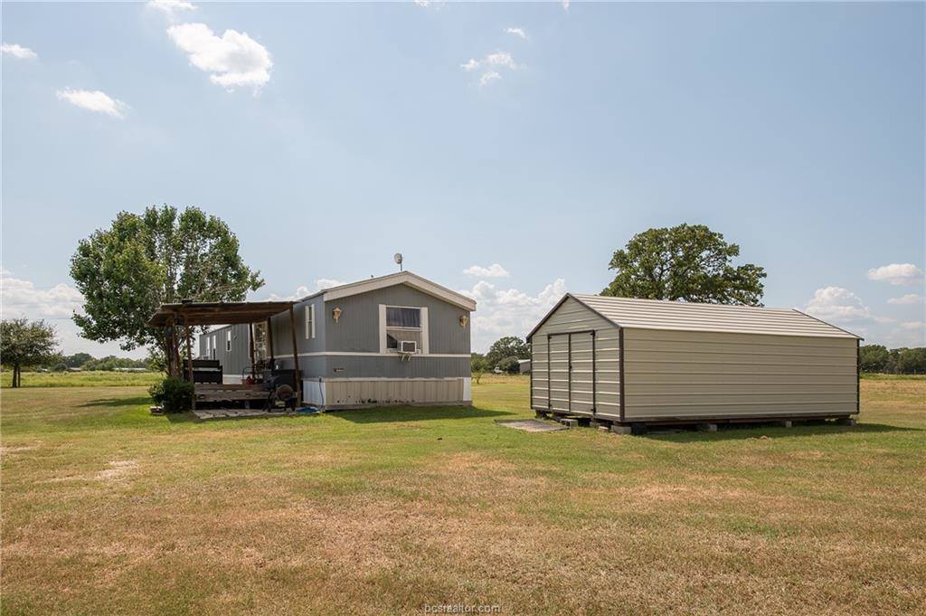 9142 Panther Creek Road, Iola, TX 77861
