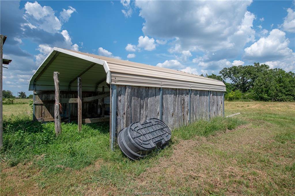 9142 Panther Creek Road, Iola, TX 77861