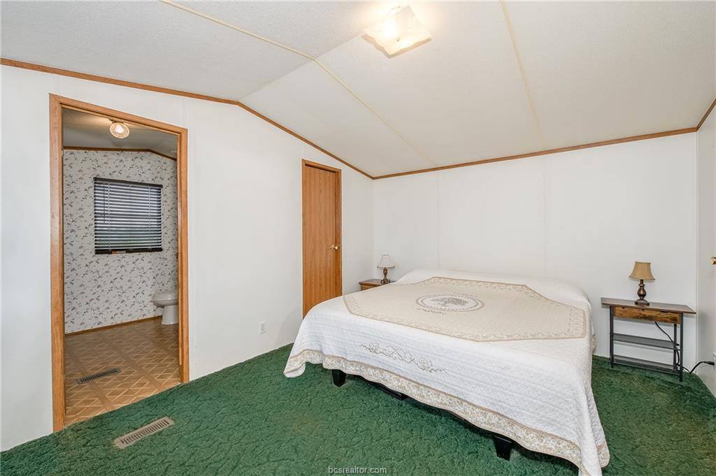 9142 Panther Creek Road, Iola, TX 77861