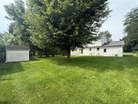 1473 South Harlem Avenue, Freeport, IL 61032