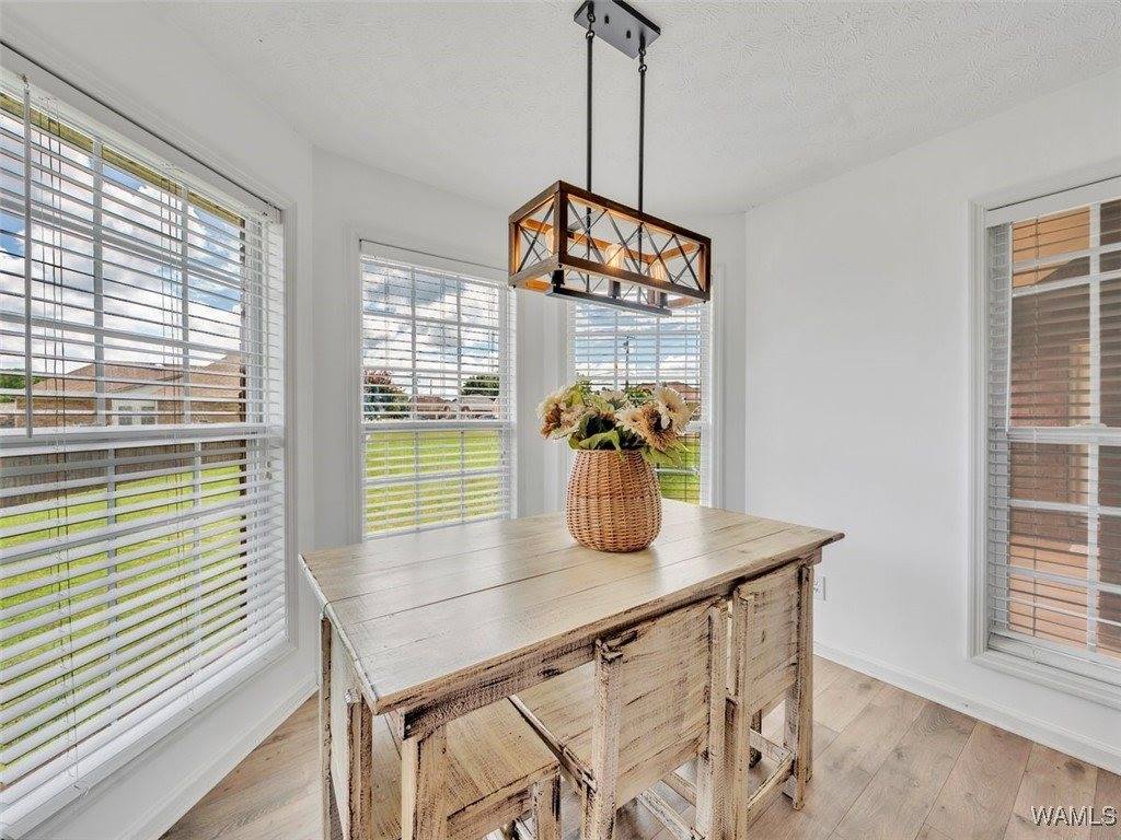 13434 Wisteria PL, Athens, AL 35613