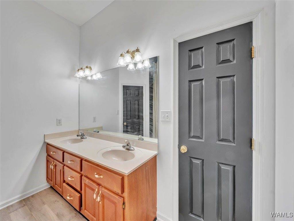 13434 Wisteria PL, Athens, AL 35613