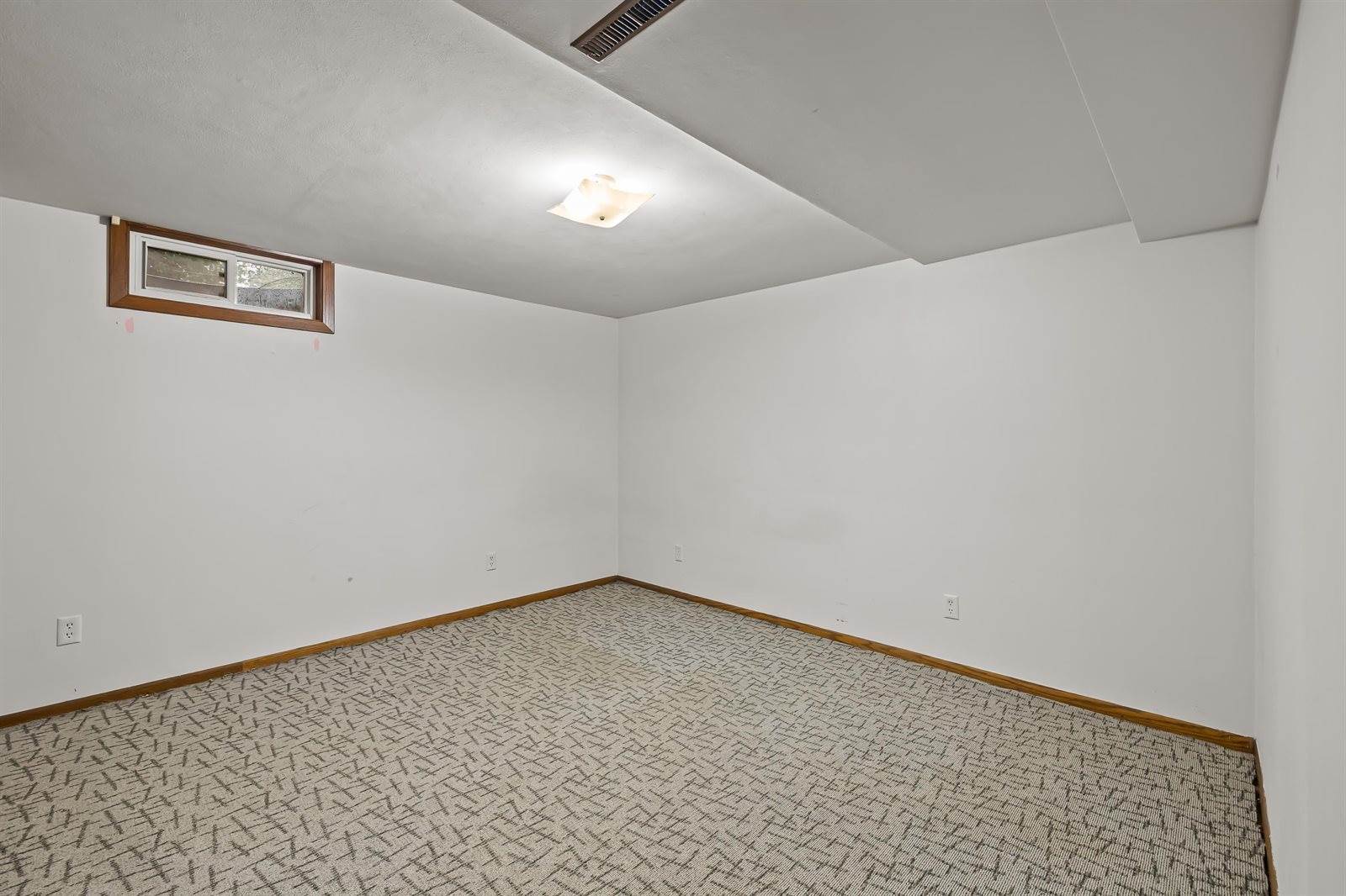 1542 Holiday Court, Stevens Point, WI 54482