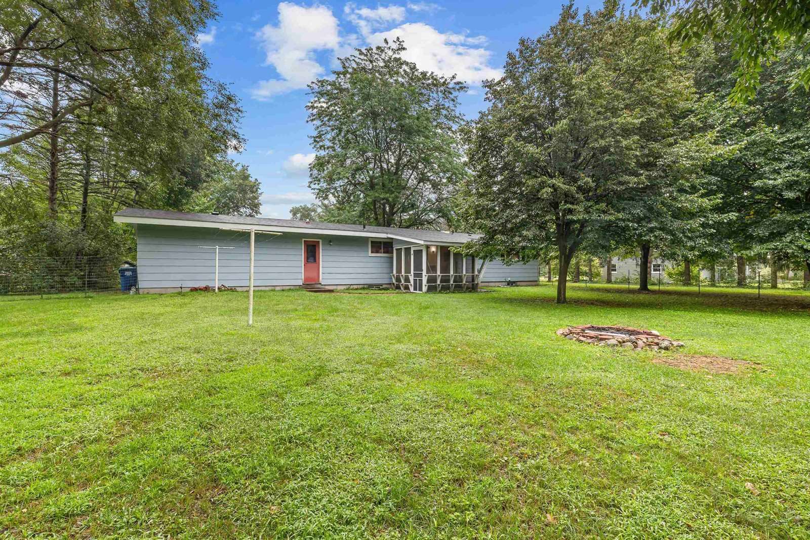 1542 Holiday Court, Stevens Point, WI 54482