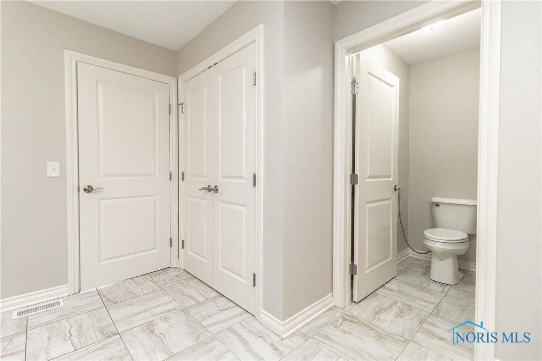 11 Shenandoah Circle, Sylvania, OH 43560