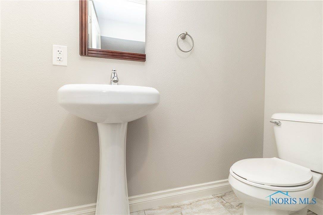 11 Shenandoah Circle, Sylvania, OH 43560