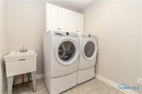 11 Shenandoah Circle, Sylvania, OH 43560