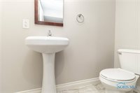 11 Shenandoah Circle, Sylvania, OH 43560