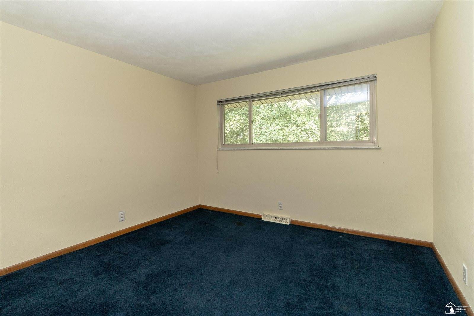 7088 Wiltshire Drive, Lambertville, MI 48144