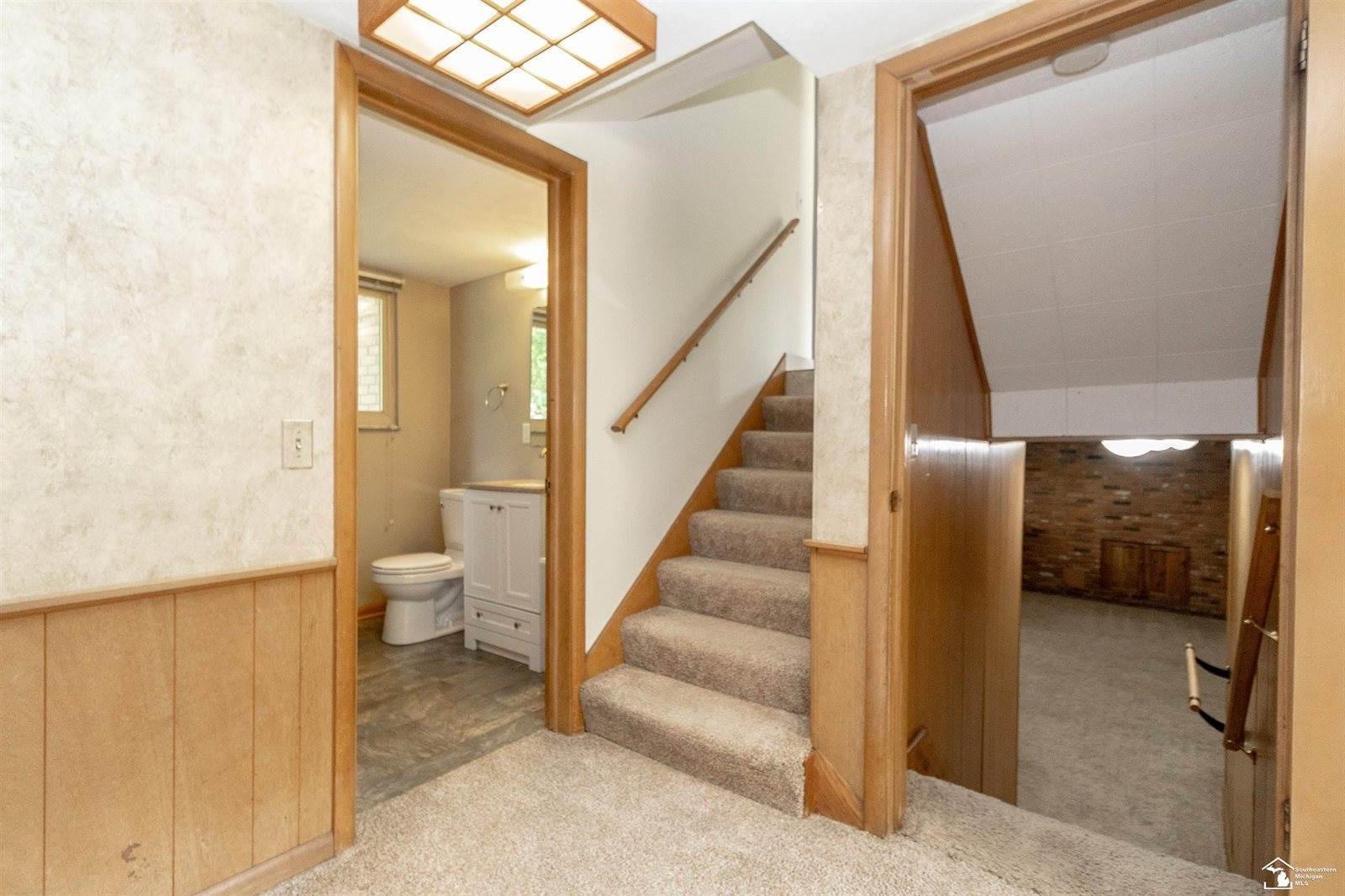 7088 Wiltshire Drive, Lambertville, MI 48144