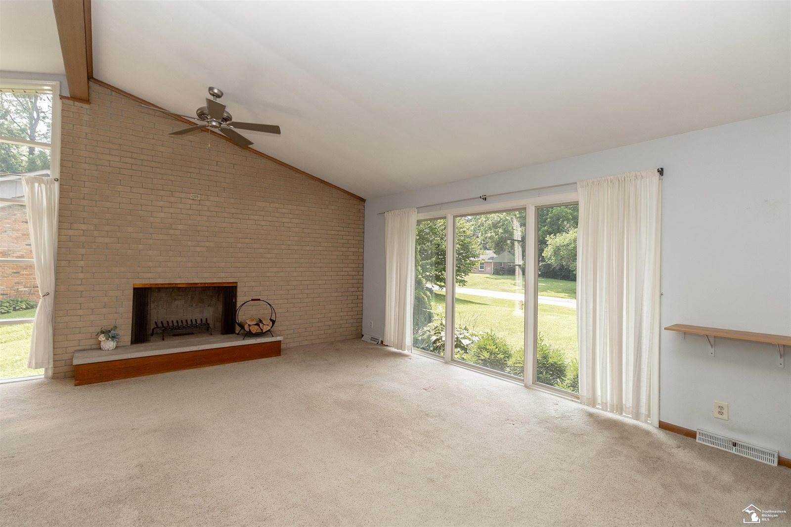 7088 Wiltshire Drive, Lambertville, MI 48144