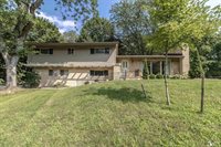 7088 Wiltshire Drive, Lambertville, MI 48144