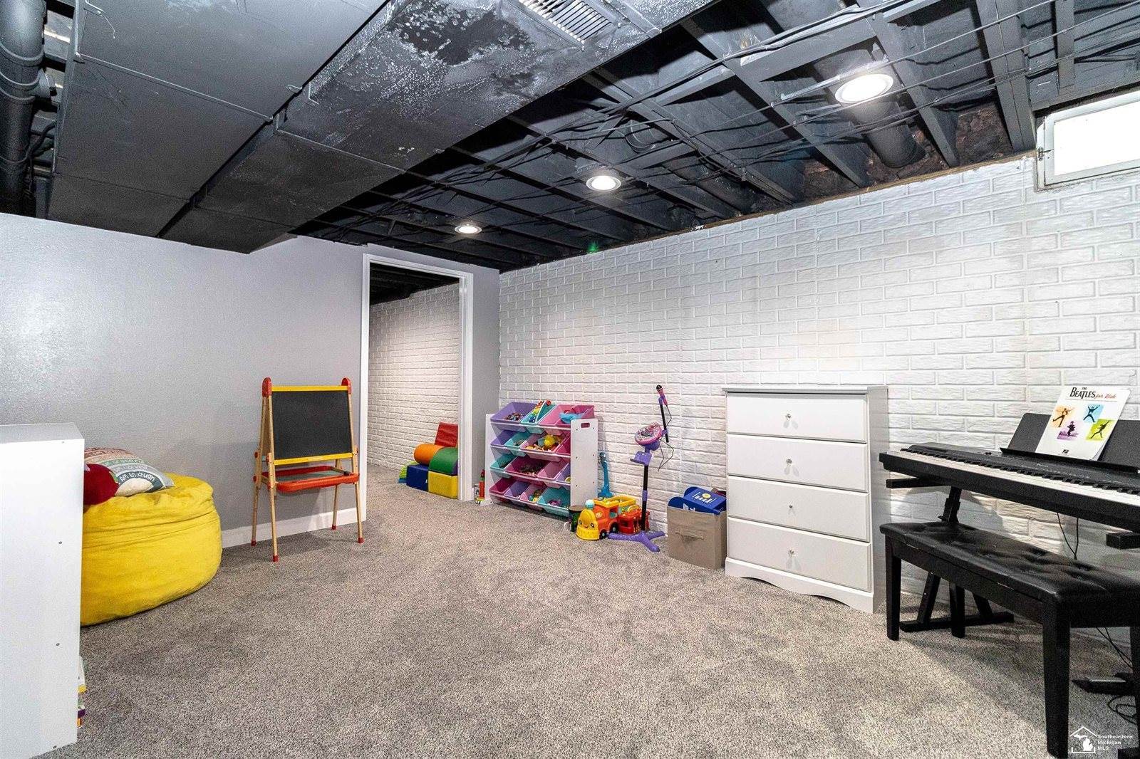 6753 Lockmill Street, Temperance, MI 48182