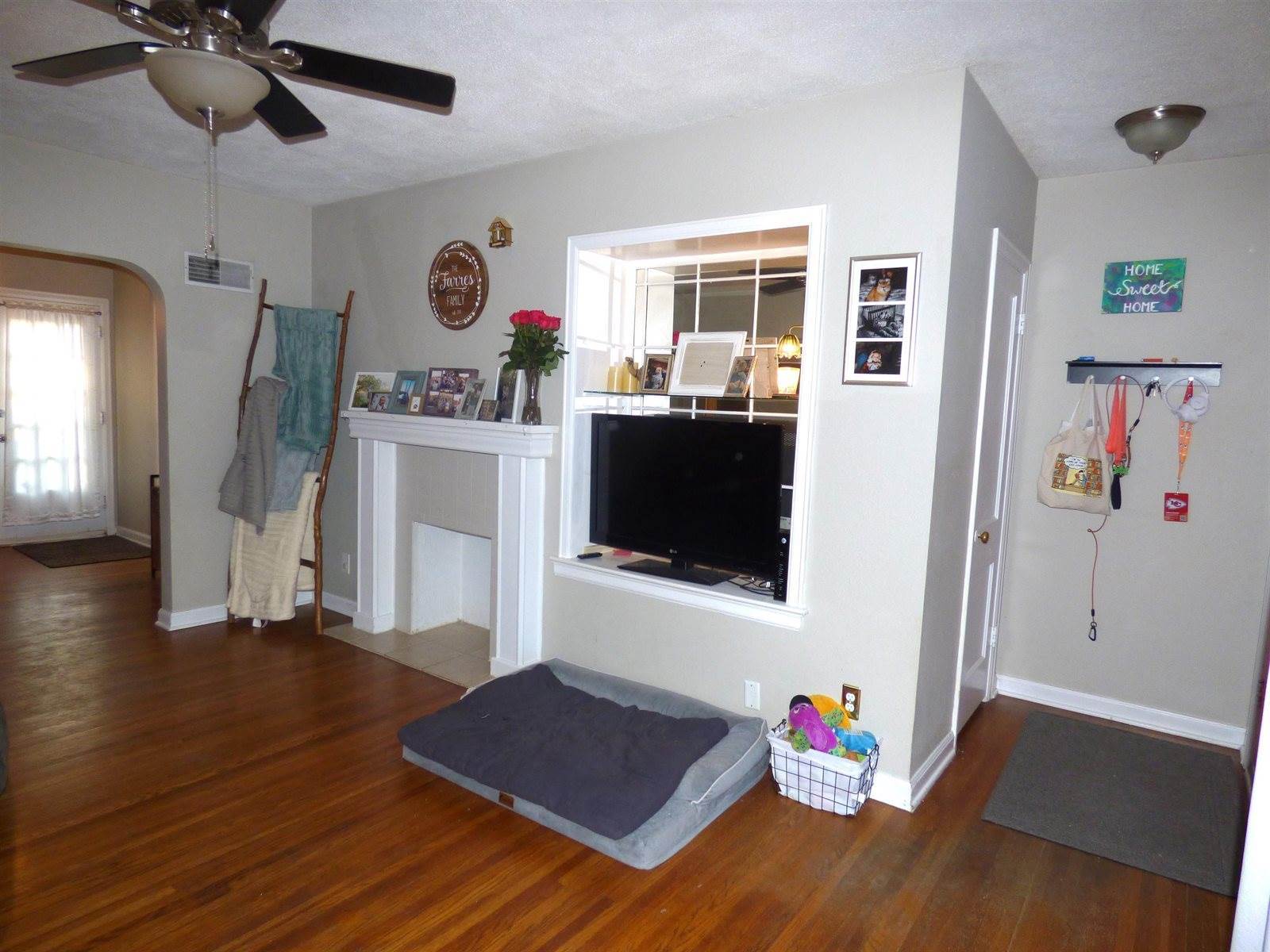 123 South Bleckley Dr, Wichita, KS 67218