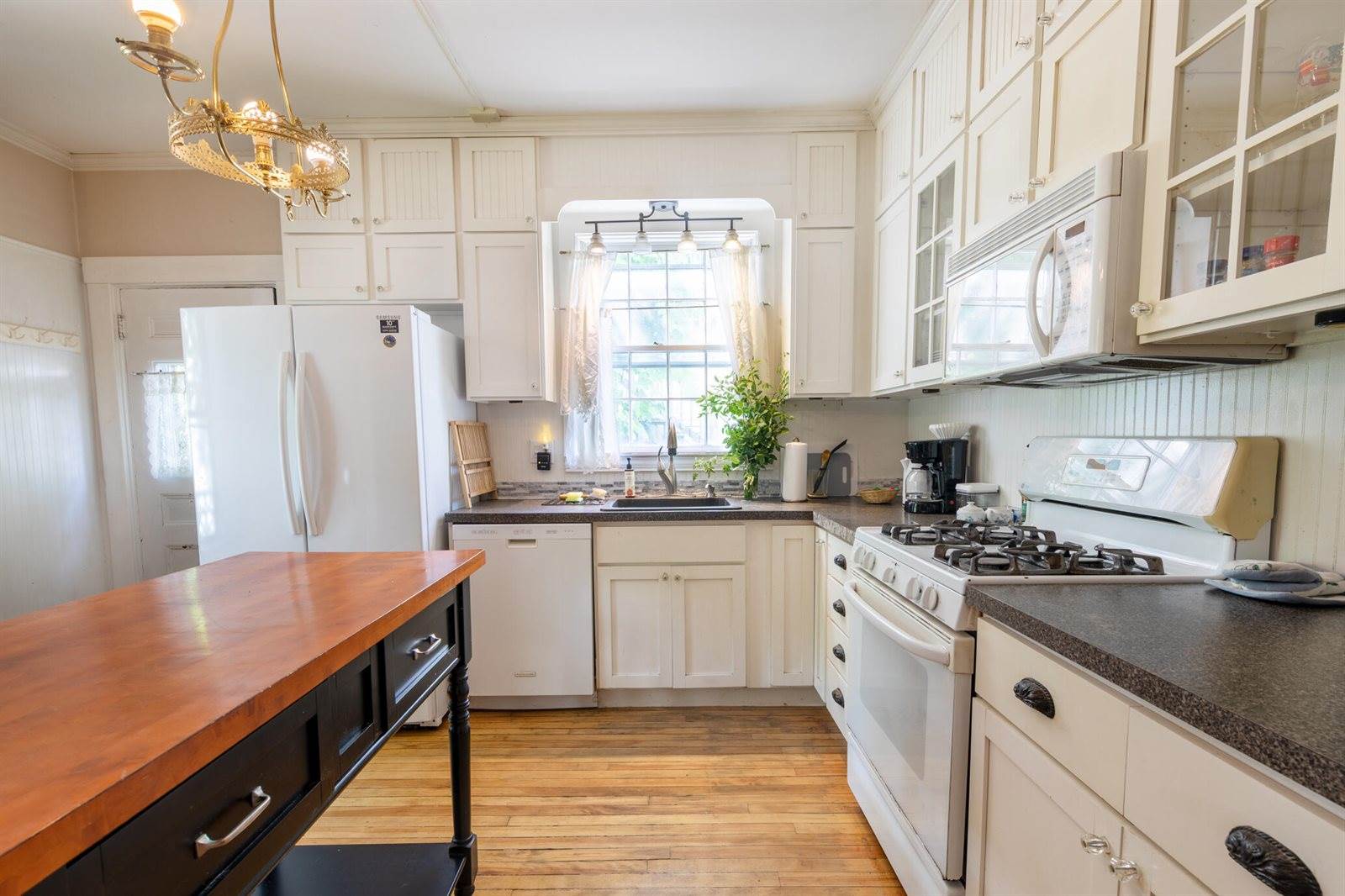 18 Hudson Street, Bangor, ME 04401