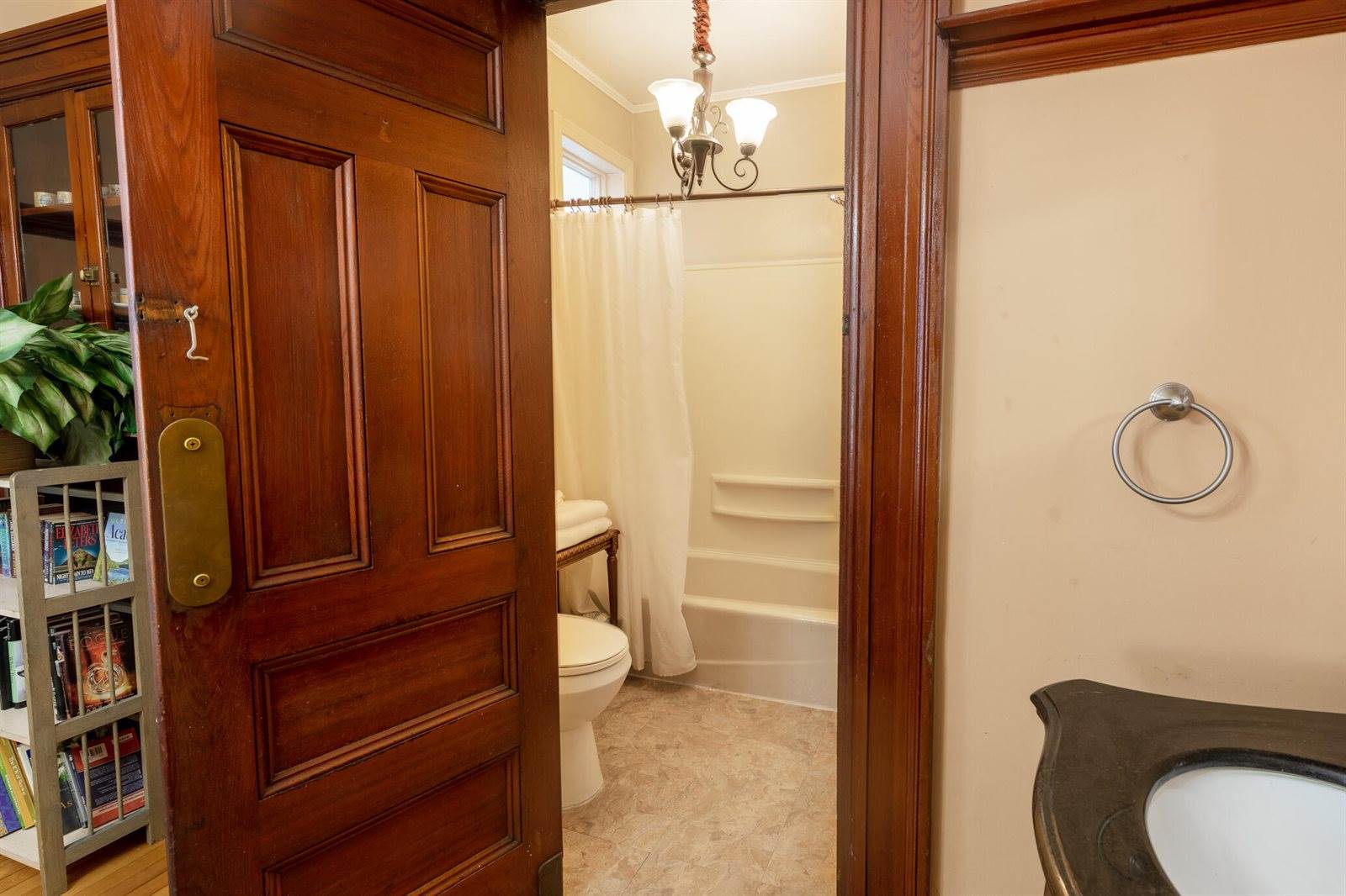 18 Hudson Street, Bangor, ME 04401