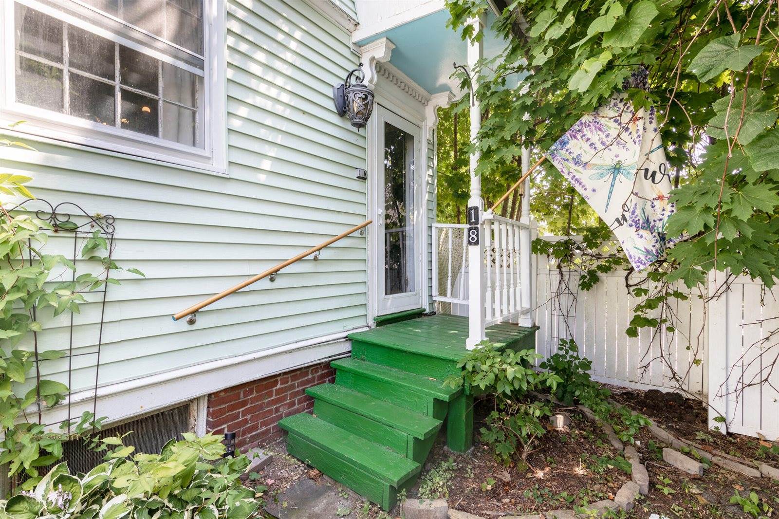 18 Hudson Street, Bangor, ME 04401