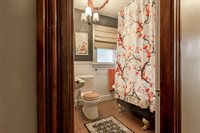 18 Hudson Street, Bangor, ME 04401
