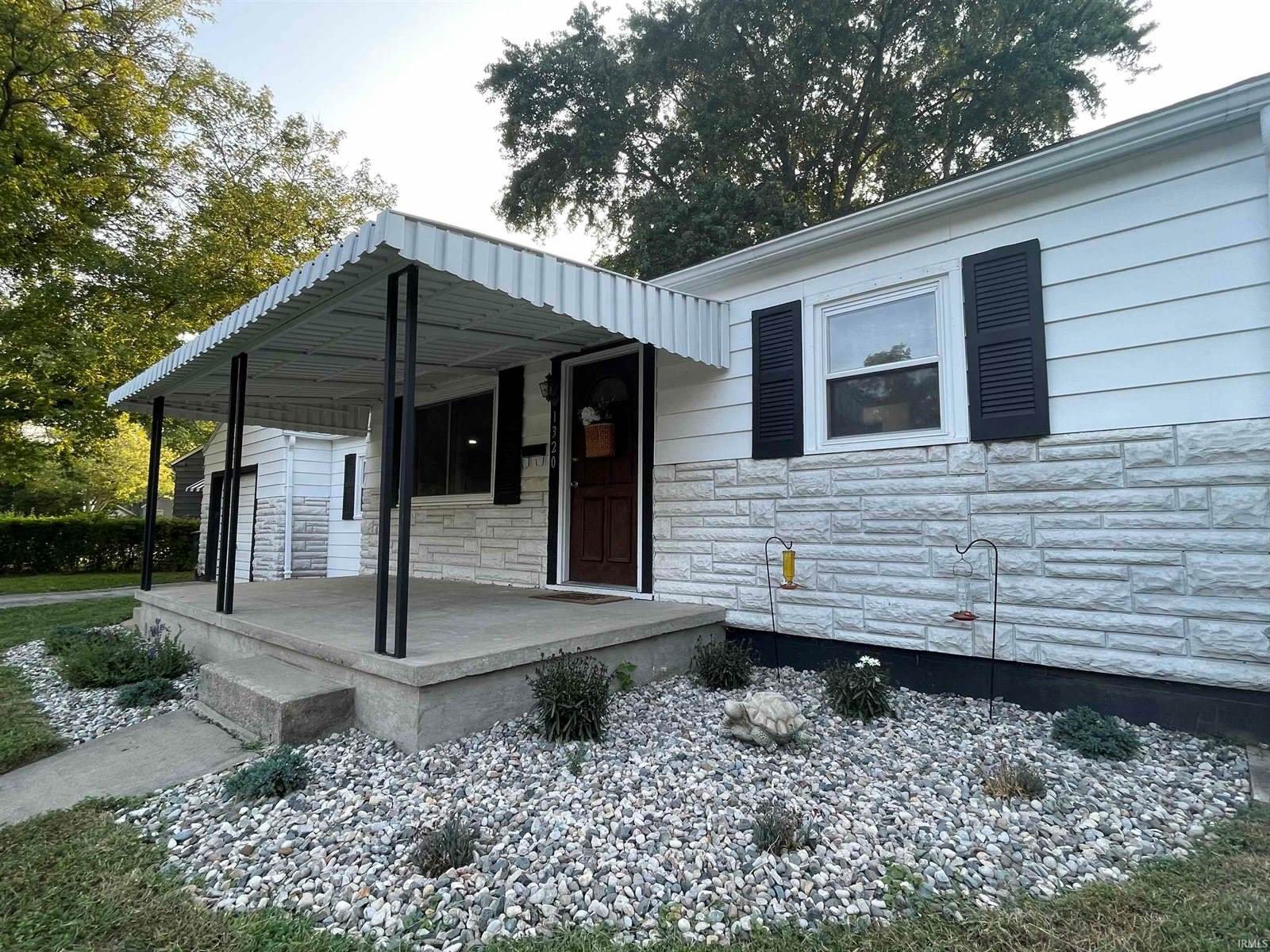 1320 Holloway Drive, Lafayette, IN 47905